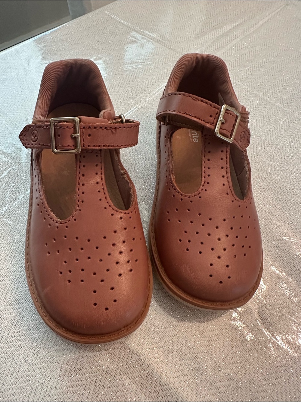 Stride Rite Toddler Girl Size 10 W Mary Jane with Velcro Straps “Nell” shoe